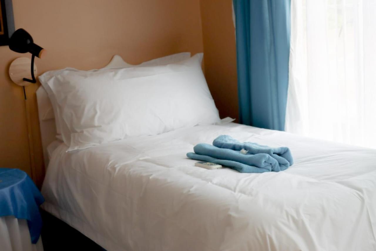 The Ultimate Lodge Louis Trichardt Bagian luar foto