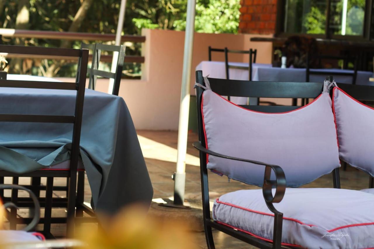 The Ultimate Lodge Louis Trichardt Bagian luar foto