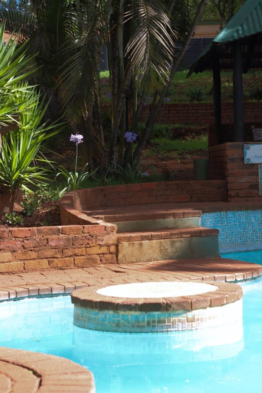 The Ultimate Lodge Louis Trichardt Bagian luar foto